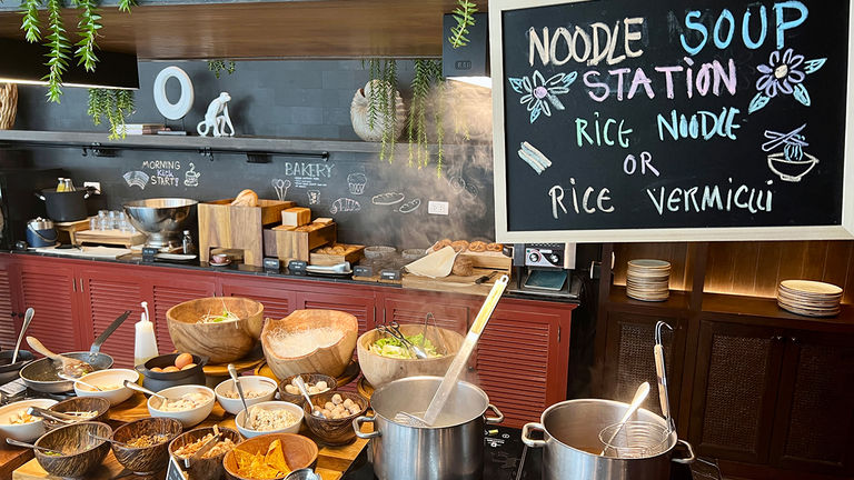 The property features an expansive complimentary breakfast.